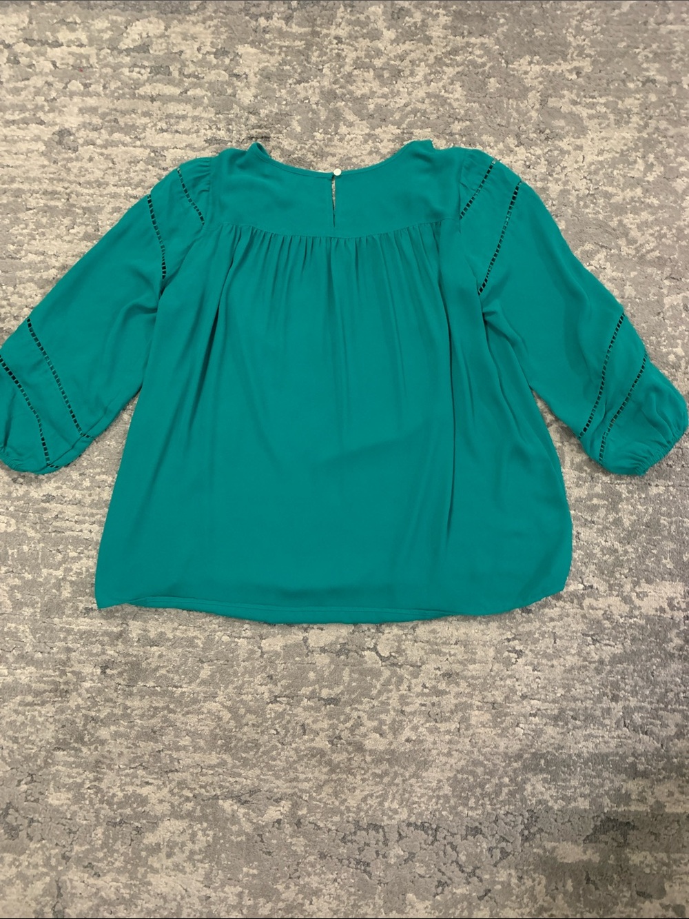 LOFT Flowy Top - Picture 4 of 4